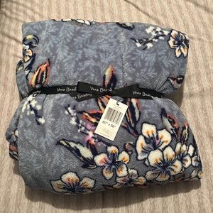 NWT Vera Bradley fleece throw blanket. “Cherry Blossom” pattern.